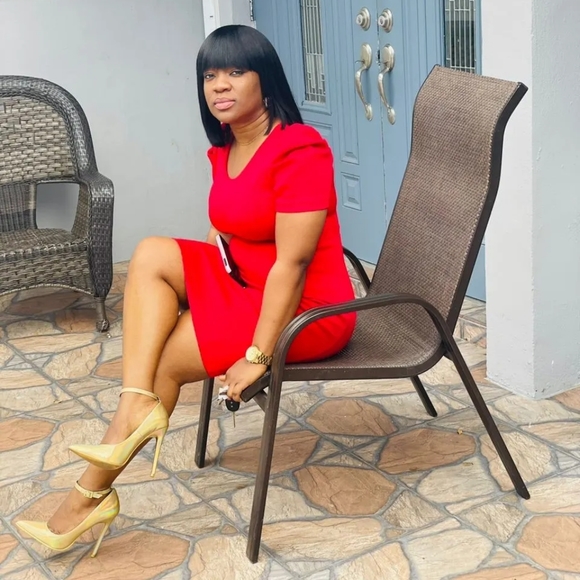 Poshmark - Picture 1 of 1